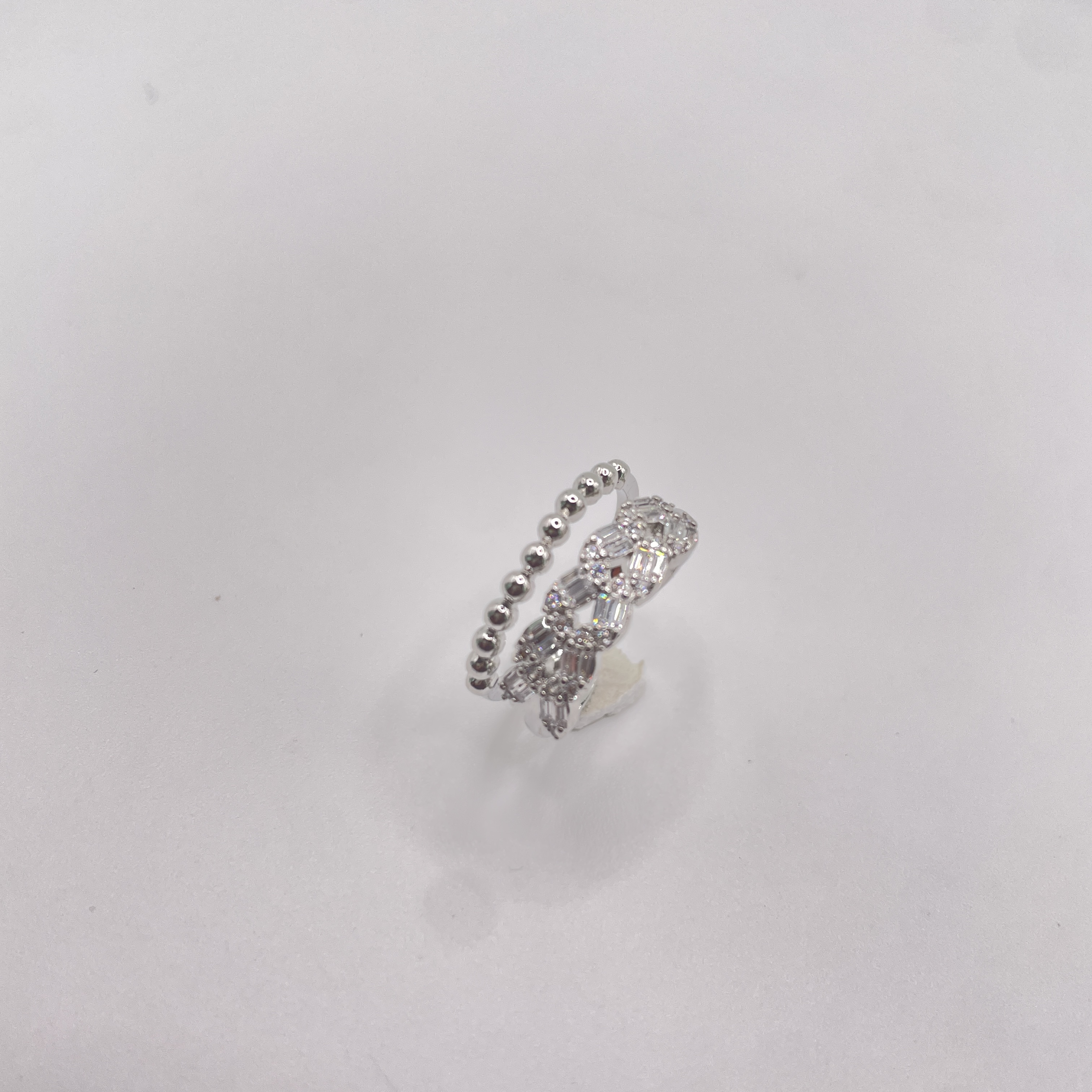 خاتم بفصوص الزركون – تصميم مفتوح فاخر