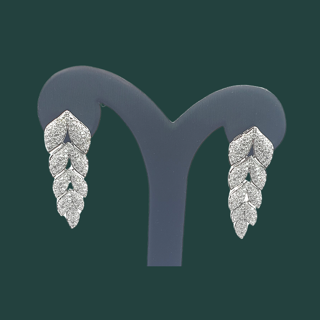 طقم فضه زركون ابيض فص ابيض كبير 4 قطع