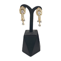 طقم مجوهرات نسائي راقٍ من الزركون الذهبي – تصميم ملكي مميز